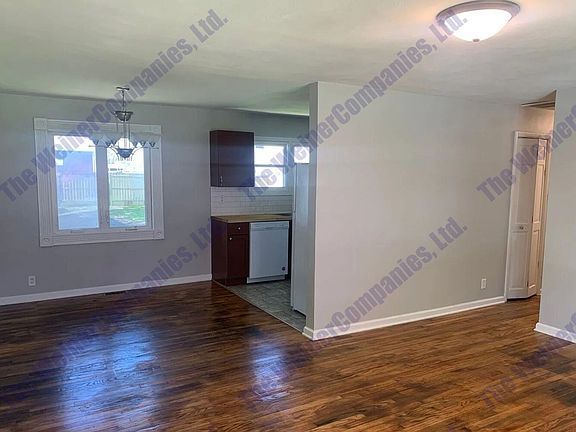 5th image of 2209 Roland Dr