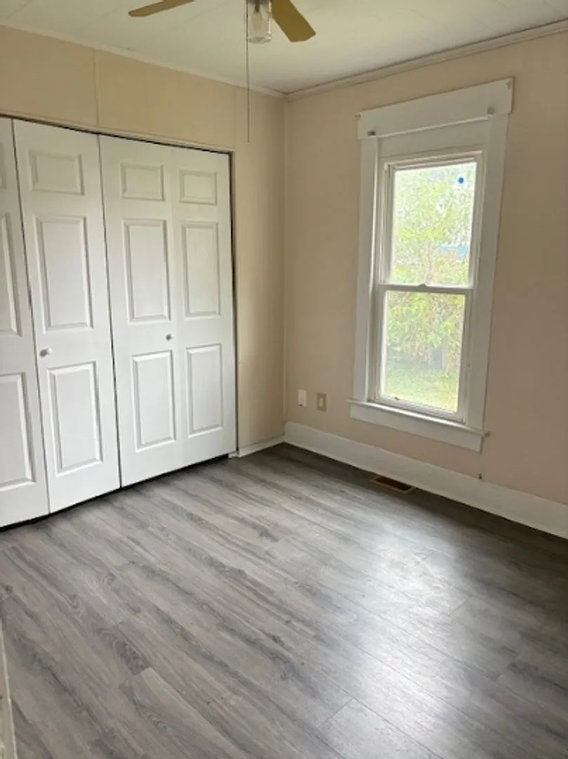 710 E University Ave. Urbana, IL 61802 — Photo 3
