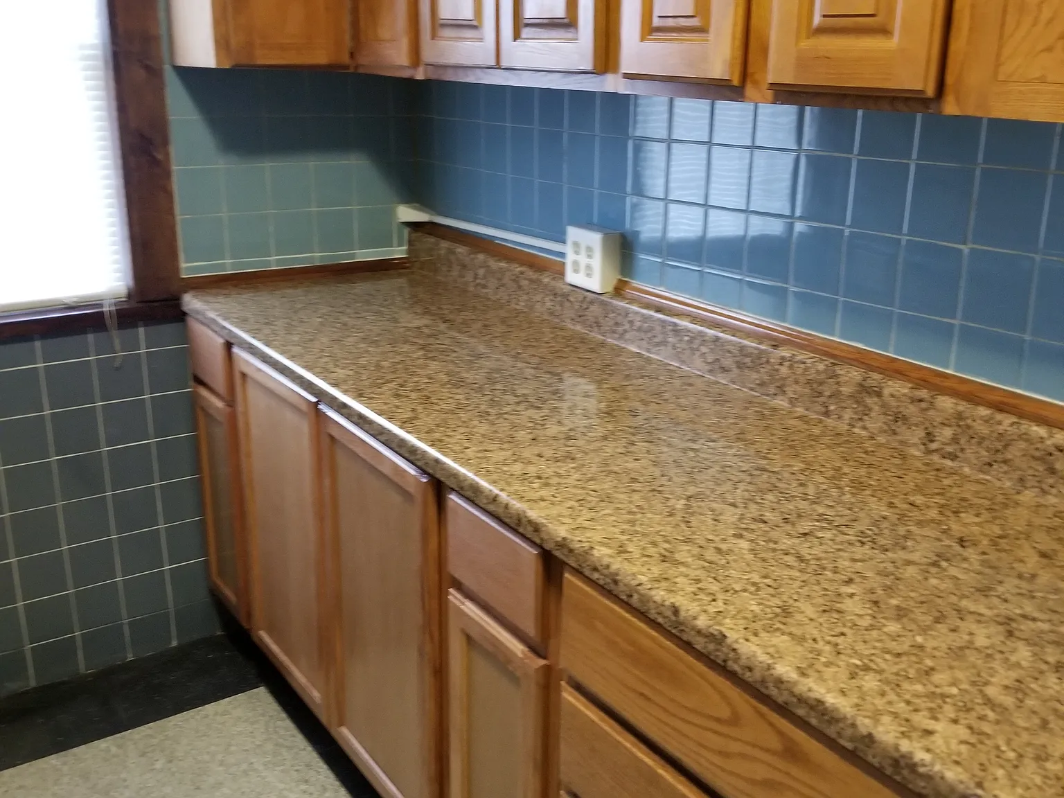 5519 W Chicago Ave — Photo 2