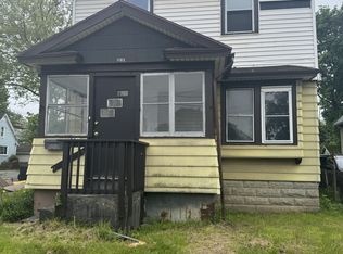 681 Emerson St, Rochester, NY 14606