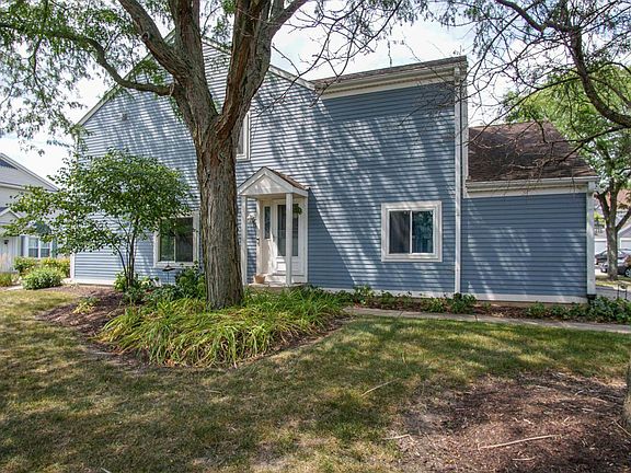 2nd image of 2671 Stanton Ct S