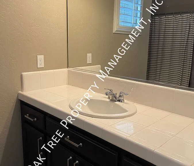 1541 Herring Ln — Photo 11