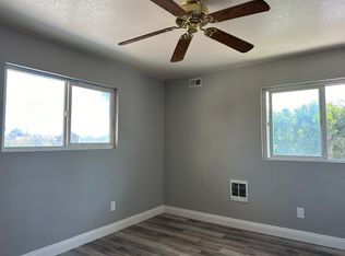 1737 Bayview Heights Dr Unit 37, San Diego, CA 92105