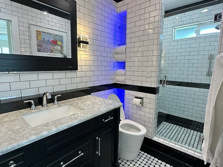 4409 Wyncrest Way — Photo 47