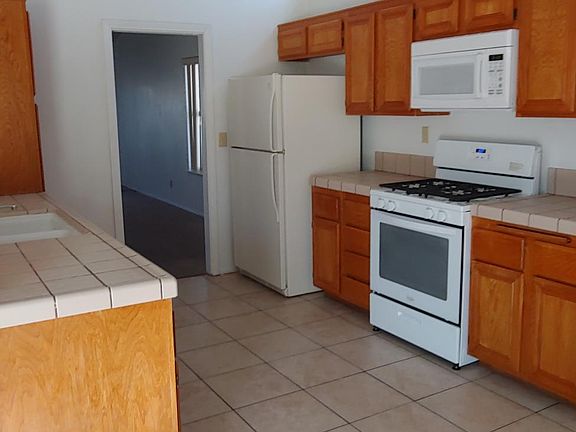3rd image of 3120 Leafwood St