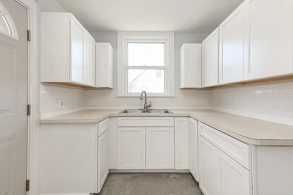 3 bed, 1248 sqft, $1,695 — Photo 1