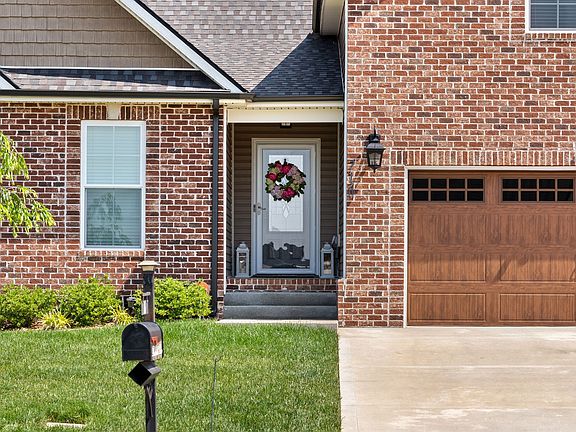5th image of 716 Rushville Dr