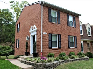 8950 Astongale Ct, Springfield, VA 22152