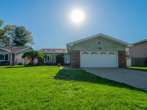 441 N Wright St, Griffith, IN 46319