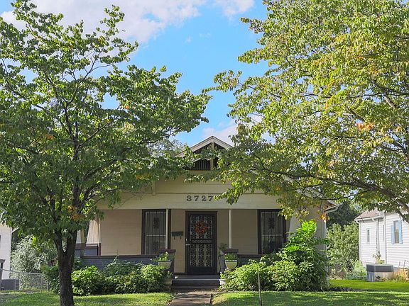 2nd image of 3727 Ivy Ave