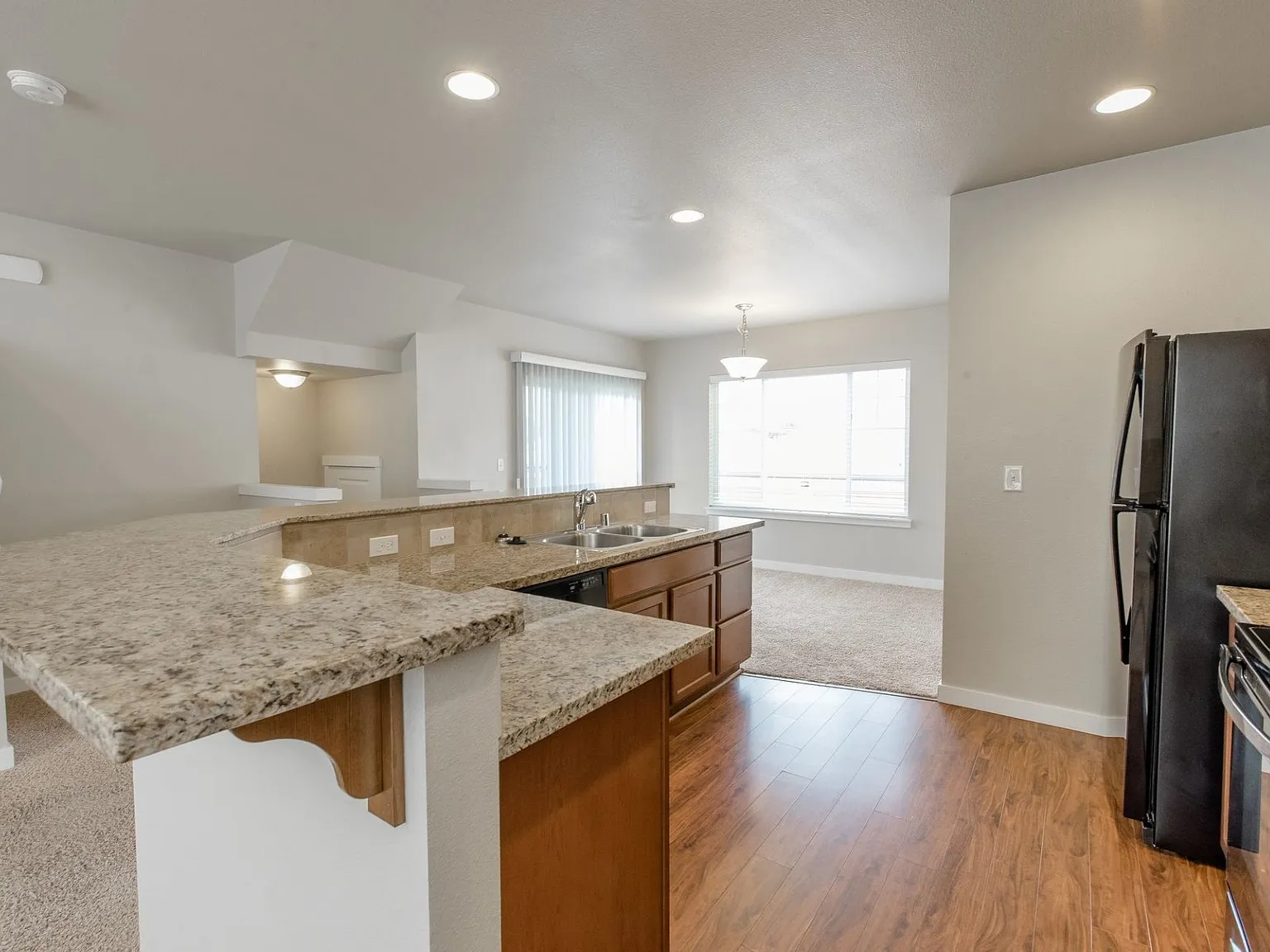 Wynstone Townhomes — Photo 3