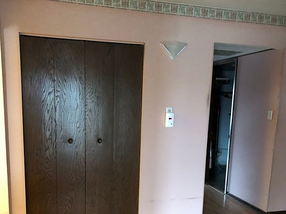 5th image of 11277 S Roberts Rd APT E