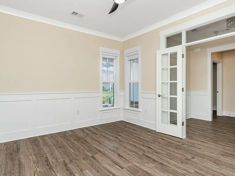 7129 Spoleto Dr — Photo 35
