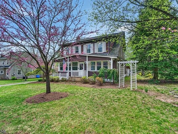 3rd image of 307 Stirling Rd