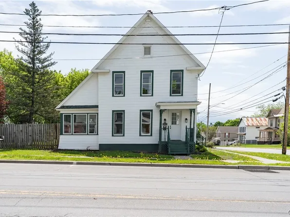 802 State St, Carthage, NY 13619