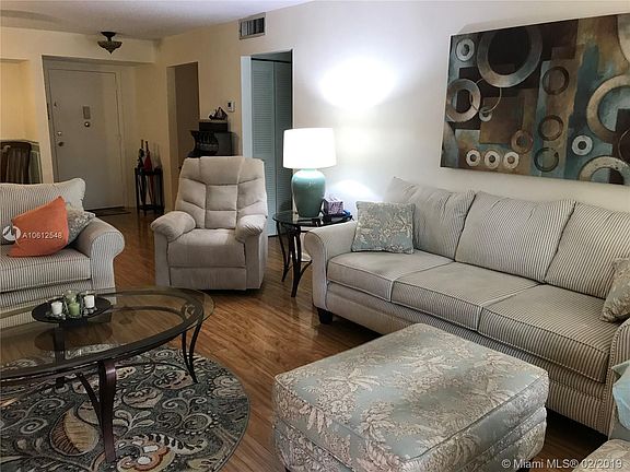 3rd image of 8260 SW 24th St #105