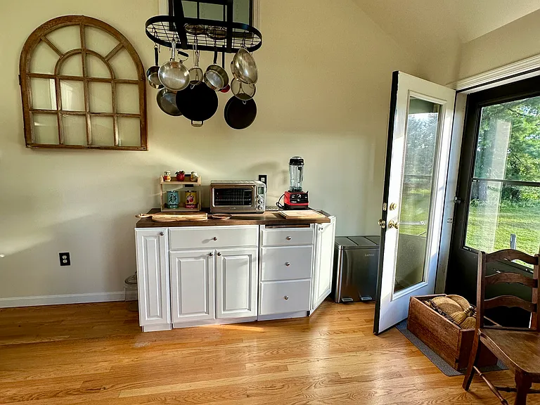 415 Meadow St — Photo 9