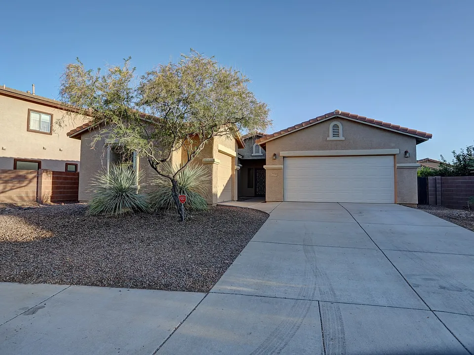 7519 W Crimson Sky Dr