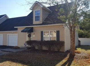 2006 Kensington Pl, Johnson City, TN 37615