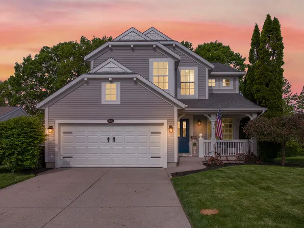 5677 Sugarberry Dr SE, Kentwood, MI 49512
