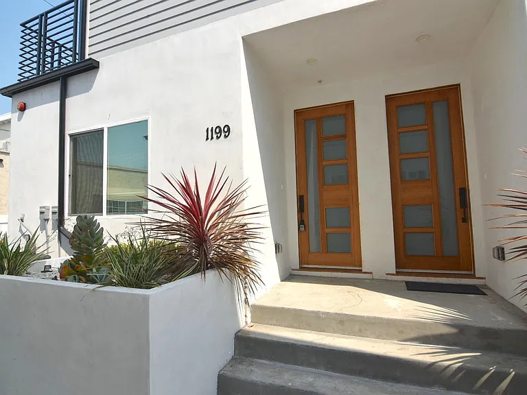 1199 Browning Blvd — Photo 1