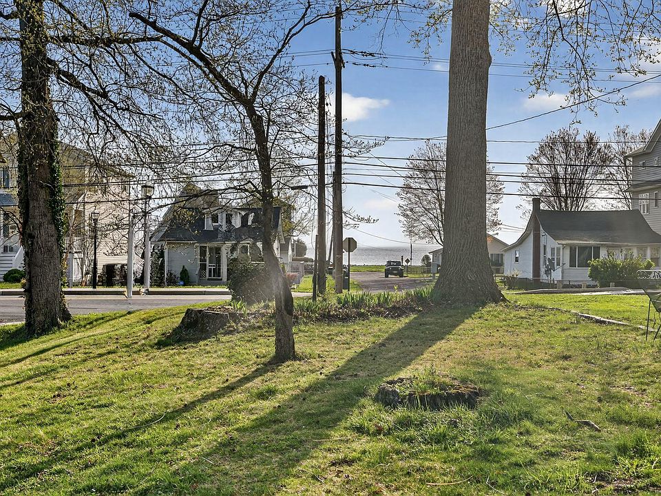 1st image of 8314 Bayside Rd