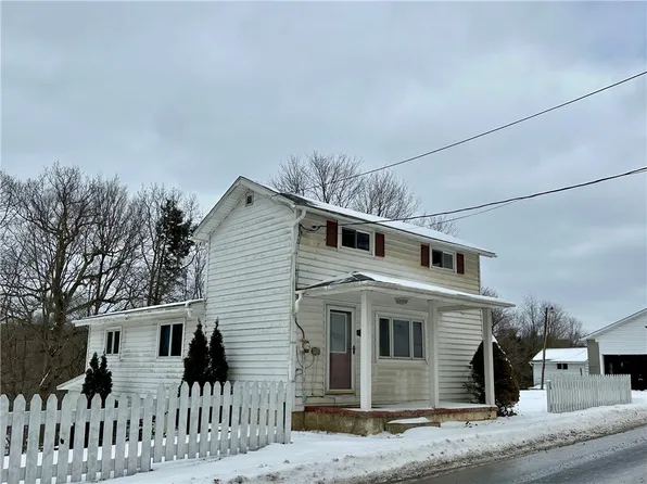 10325 Route 553 Hwy, Mentcle, PA 15761