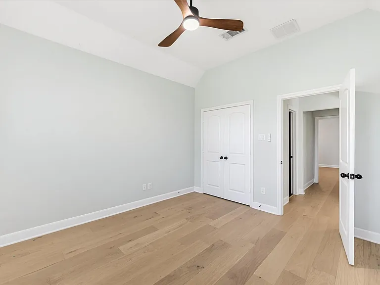 226 Jade Point — Photo 25