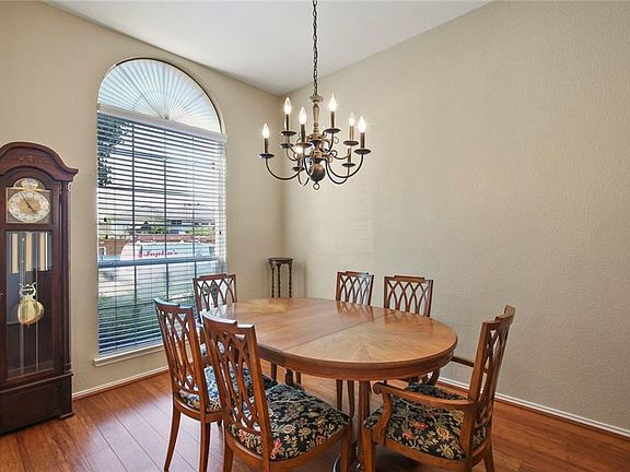 5th image of 5717 Oldham Dr