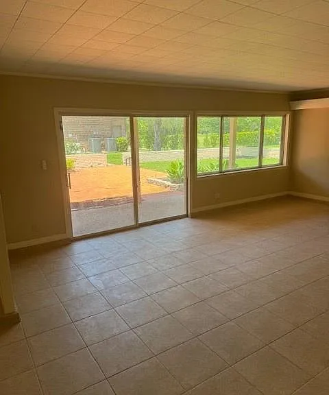 6006 Bermuda Dunes Dr — Photo 10