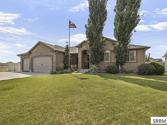 2nd image of 5516 Villa Mirage Ct