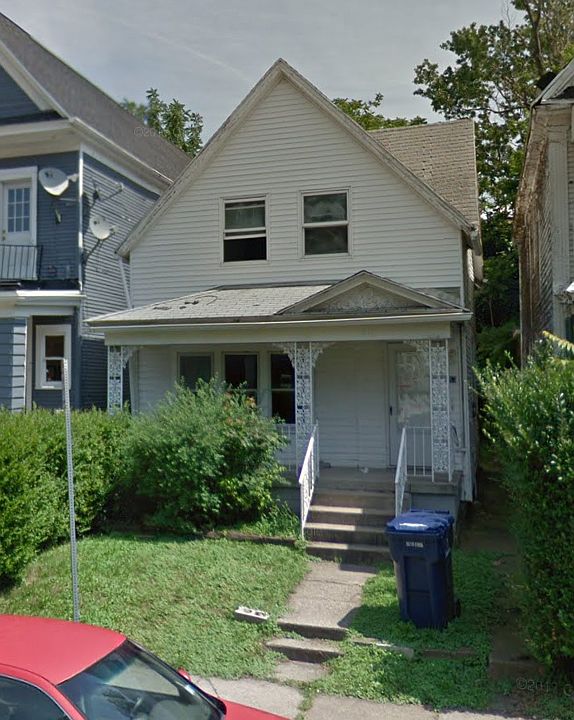 1st image of 263 Parkdale Ave