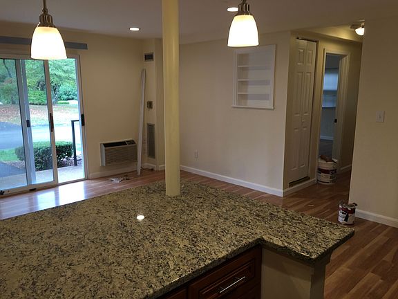 4th image of 26 Westwood Glen Rd #1