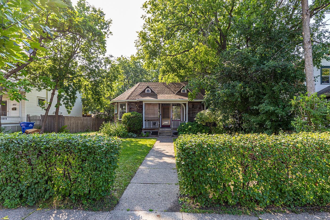 806 7th St N, Fargo, ND 58102 Zillow
