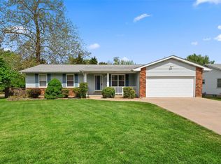 425 Timberidge Dr, Saint Peters, MO 63376