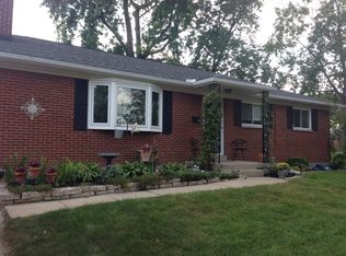 1200 Claybourne Rd, Dayton, OH 45429