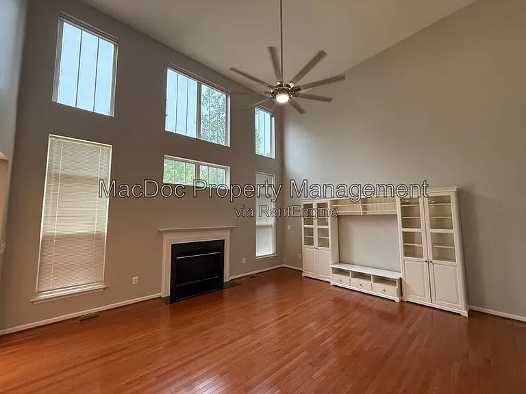 1404 Graham Dr — Photo 38