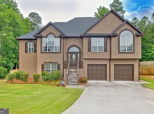 10800 Travellers Trl, Jonesboro, GA 30238