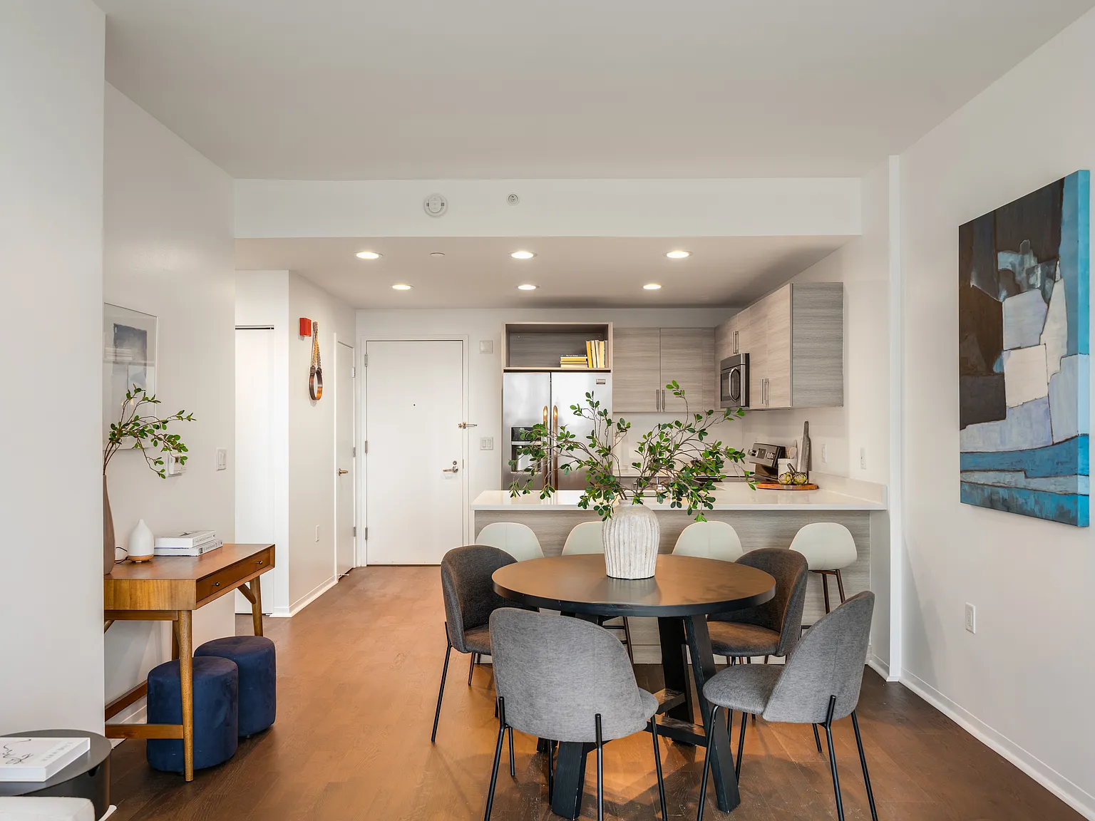 1 bed, 760 sqft, $3,175 — Photo 3