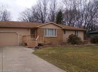 1160 Keefer Rd, Girard, OH 44420