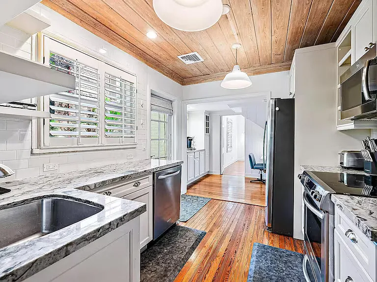 4110 Washington Rd — Photo 11