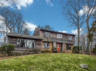 36 Bevin Rd, Northport, NY 11768