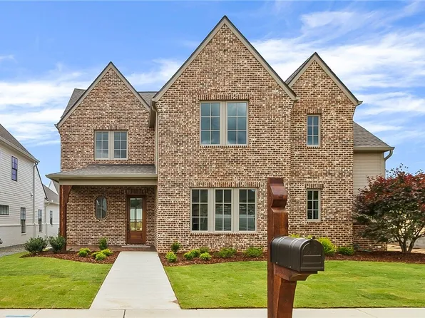 6448 Chatham Rd, Tuscaloosa, AL 35406