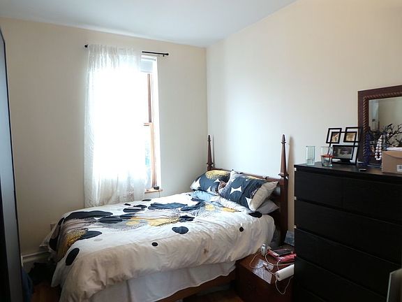 5th image of 561 6th Ave #4B