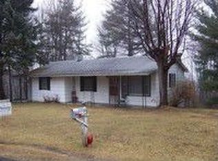 777 Collier School Rd, Hillsville, VA 24343