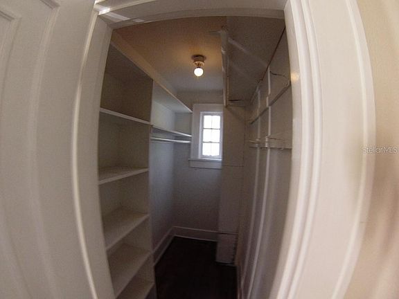 4th image of 785 19th Ave N