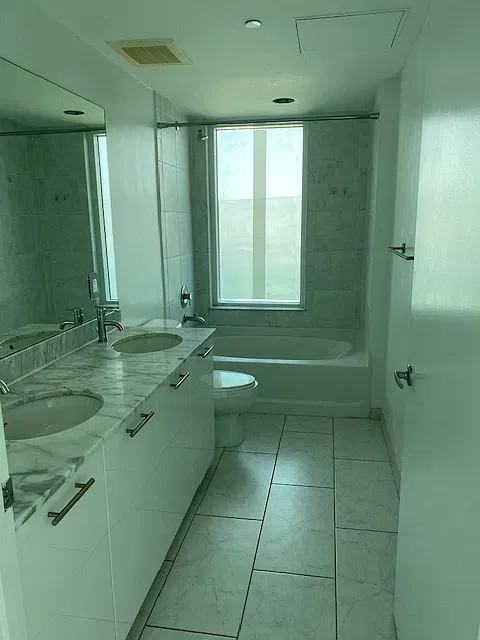 The Plaza 1500 - 1 — Photo 3