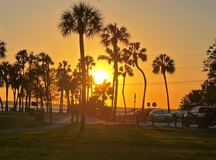 2700 Bayshore Blvd #305, Dunedin, FL 34698