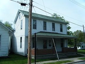 1st image of 210 W Harrison Ave