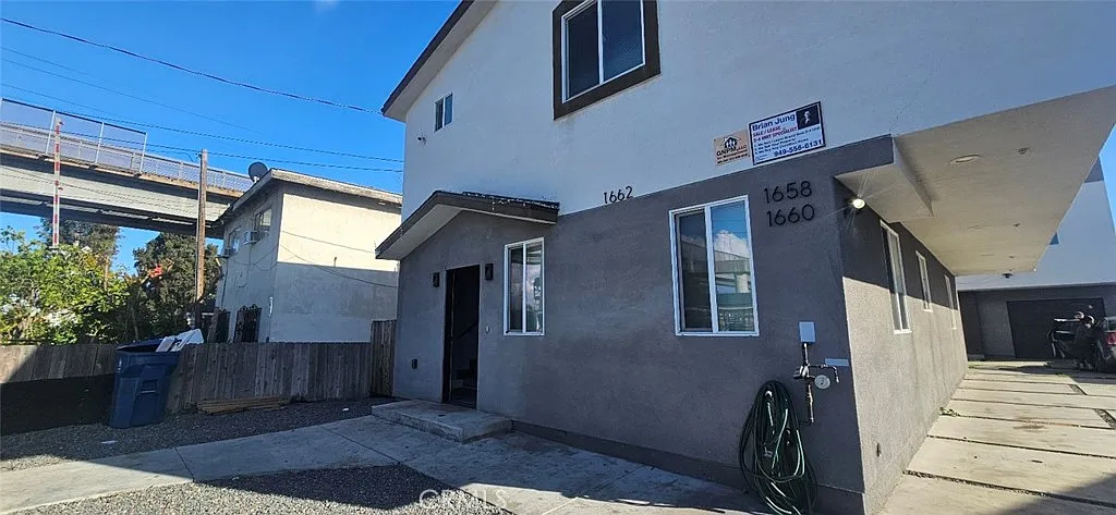 4 bed, 1700 sqft, $3,600 — Photo 1